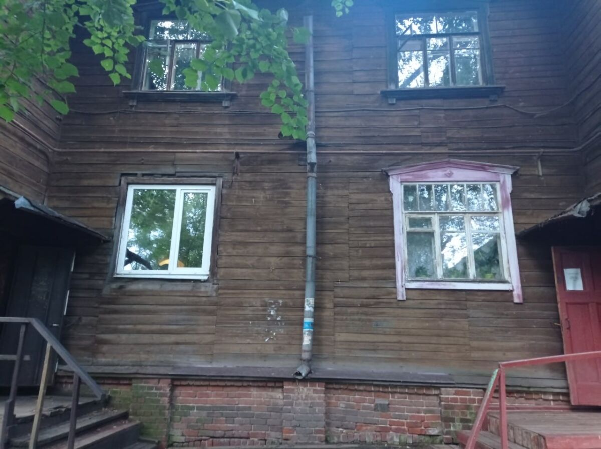 Аварийный дом в Новинках расселят после вмешательства Бастрыкина - фото 1
