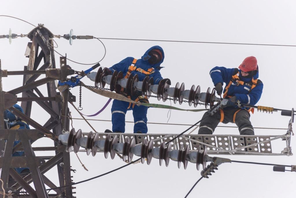 Воронежские энергетики усилили контроль над работой энергосистемы в новогодние праздники